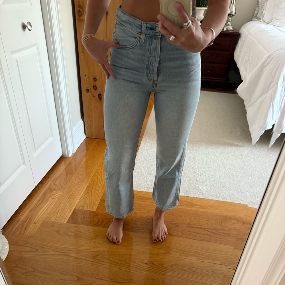 Levi's Women's Light Blue Ankle Jeans